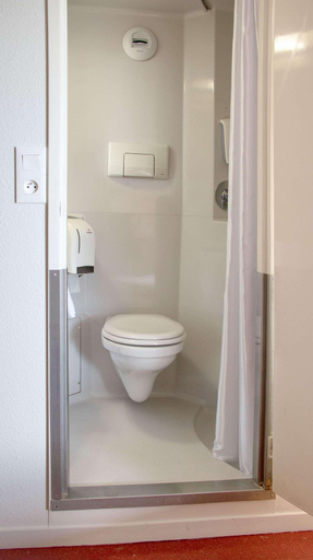 Bathroom 5, Premiere Classe Nantes Est St Sebastien Sur Loire, Loire-Atlantique