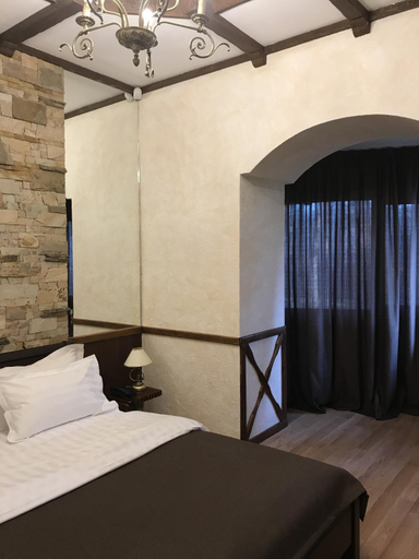 Bedroom 3, Spa-Hotel Myslyvskiy Dvir, Darnyts'kyi