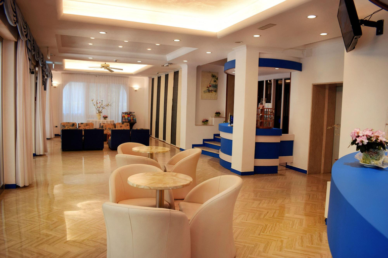 Public Area 2, Hotel Arno, Rimini