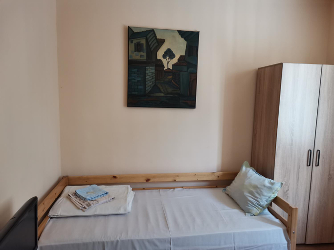 Others 5, Guesthouse Tzar Asen, Stolichna