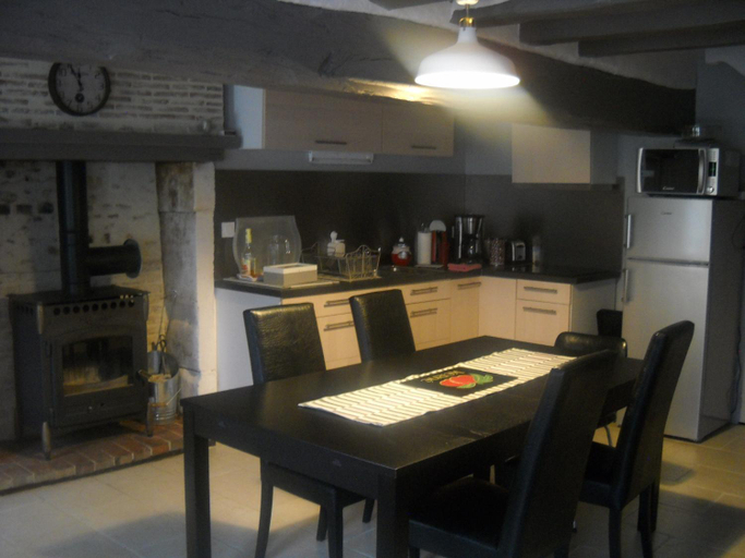 Others 3, RELAIS DES VIGNOTTES, Yonne