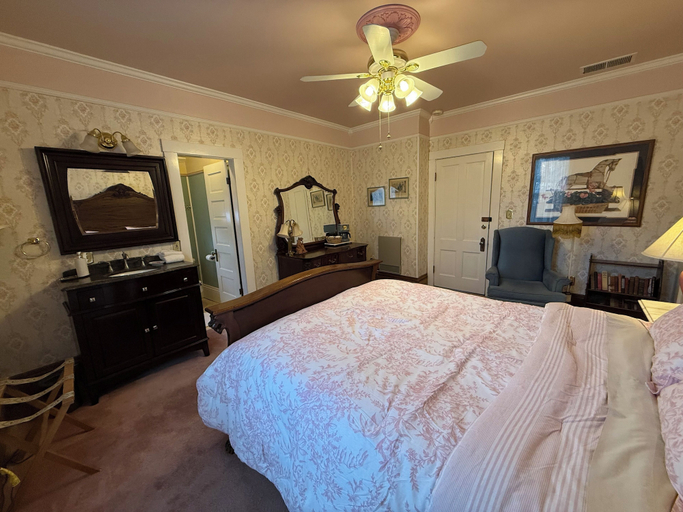 Bedroom 3, Roseberry House Bed & Breakfast, Lassen