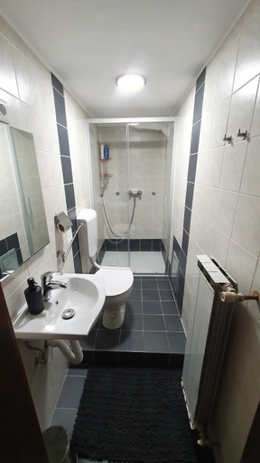 Others 5, Rooms and apartments Bis, Trnovska Vas
