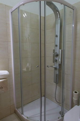 Bathroom 4, Sol Hotel, Praia