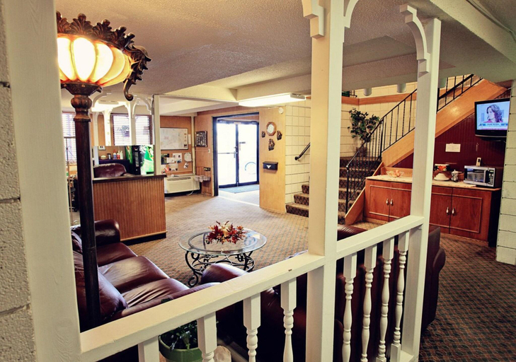 Public Area 2, National 9 Casper - Showboat, Natrona