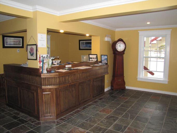 Public Area 2, Grenfell Heritage Hotel & Suites, Division No. 9