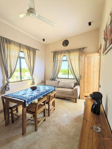 Others 4, Alcyone Residence, Kaskazini 'A'