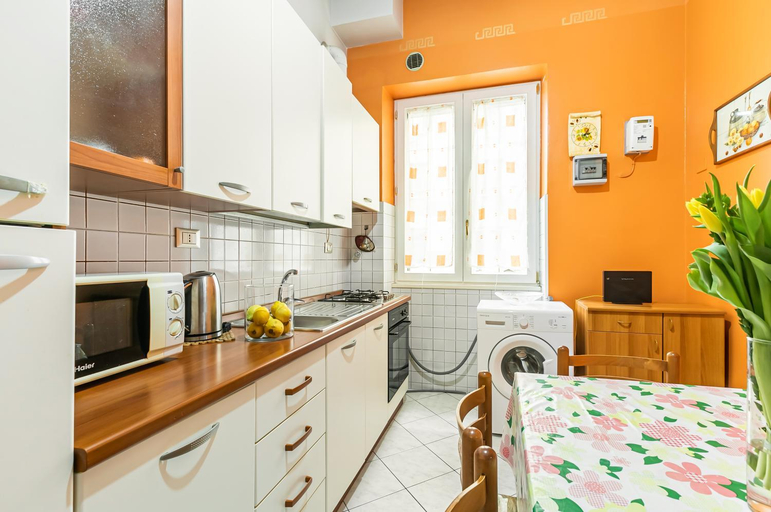 Others 4, GuestHost - Ballaro Market Cozy Apartments, Palermo