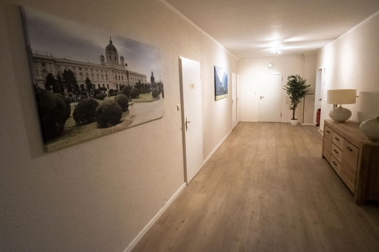 Public Area 2, Fährhaus Kollmar, Steinburg
