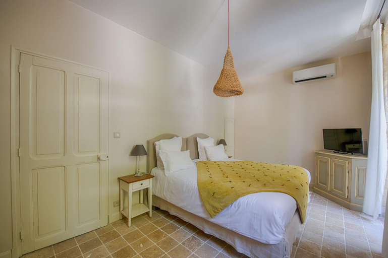 Bedroom 4, N15 - Chambres d'hôtes, Vaucluse