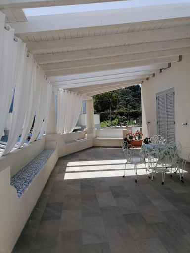 Others 3, Villa Portinente, Messina