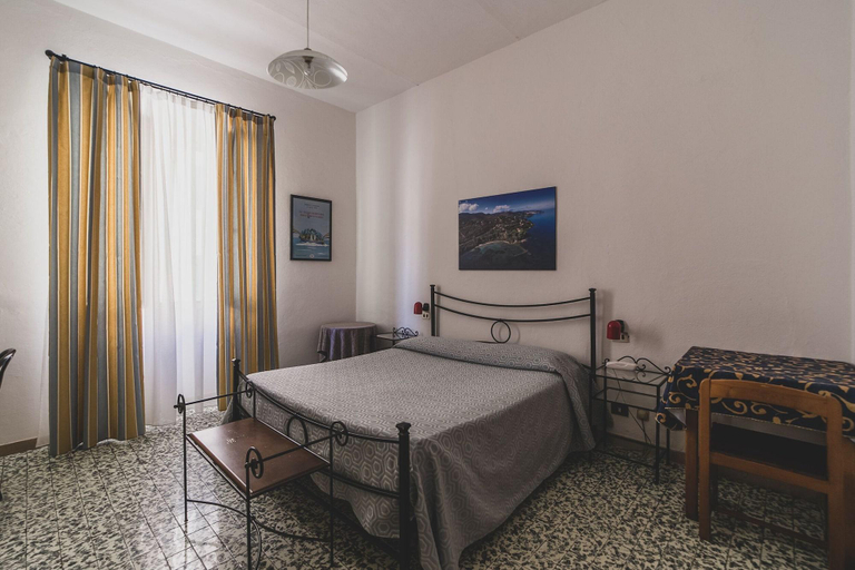 Bedroom 3, Hotel Alfiero, Grosseto