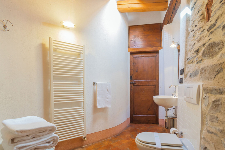 Bathroom 3, Antiche Mura by Rent all Como, Como