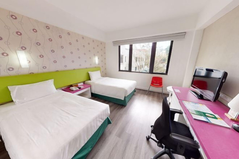 Bedroom 14