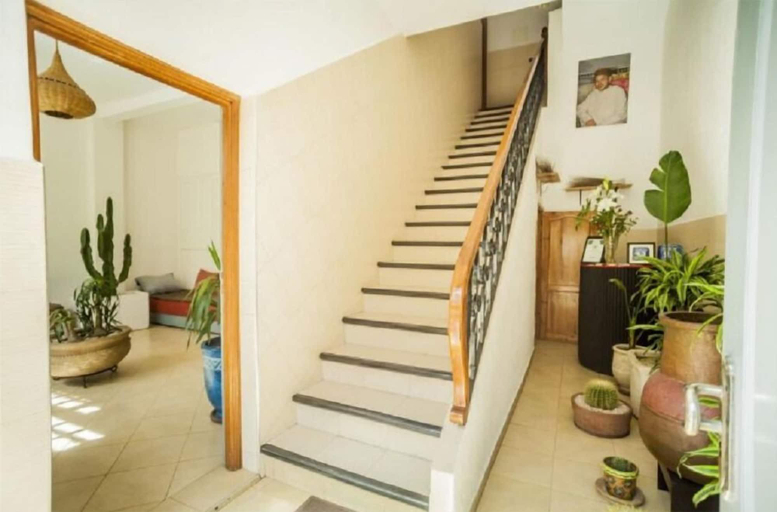 Public Area, Residence Louzani, Essaouira