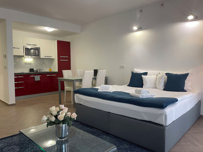 Bedroom 1, SWU Carrara Apartments, Budapesti