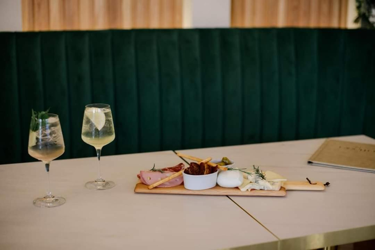 Food & Drinks 4, The Exchange Hotel, North Lincolnshire