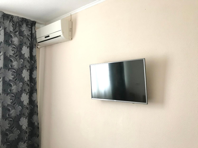 Others 4, Kozatskiy Hotel, Shevchenkivs'kyi