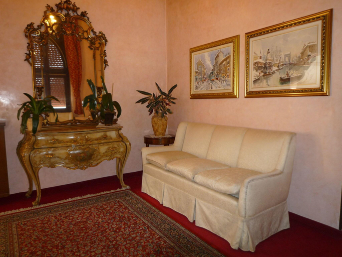Public Area, Hotel Montecarlo, Varese