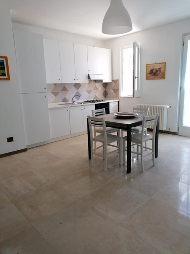 Others 2, Villa Portinente, Messina
