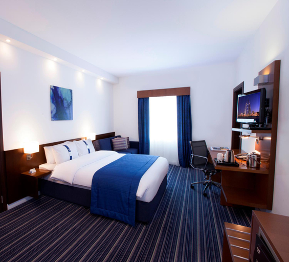 Bedroom 12