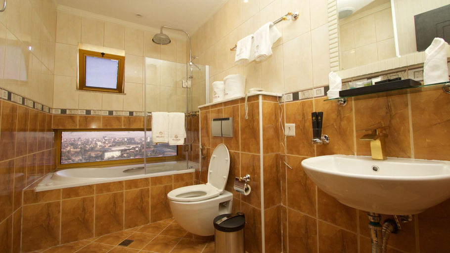 Bathroom 5, Belle-Vue Hotel and Spa, Addis Abeba