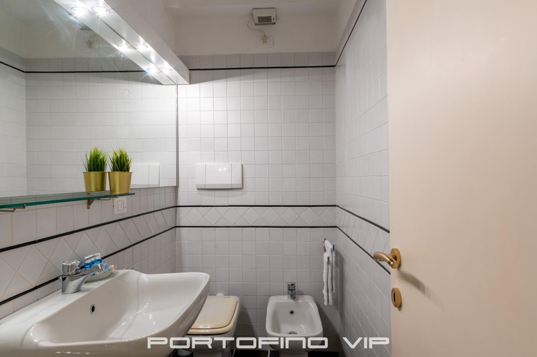 Bedroom 3, Your Window on Portofino by PortofinoVip, Genova