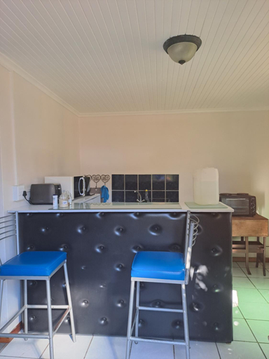 Others 4, Imani Guest House, Cacadu