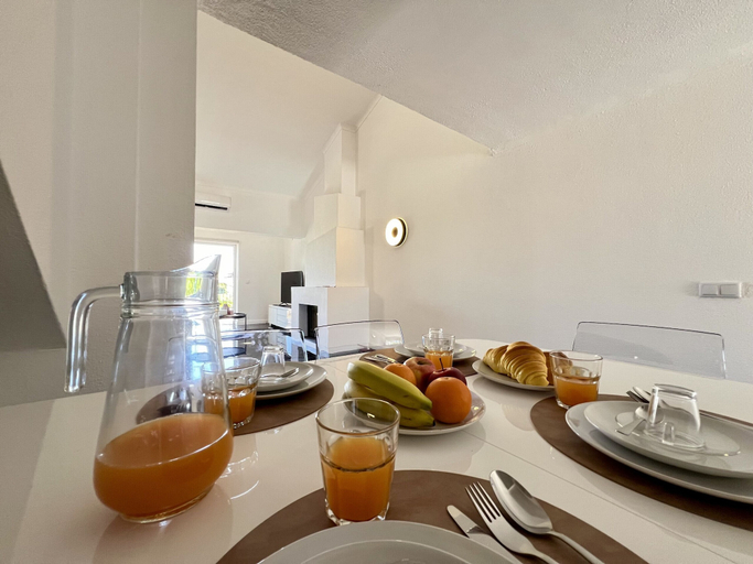 Food & Drinks 4, Albufeira Stylish 3 by Homing, Albufeira