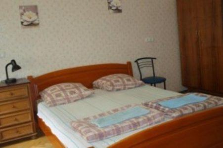 Others 3, Yaroslav Hostel, Podil's'kyi