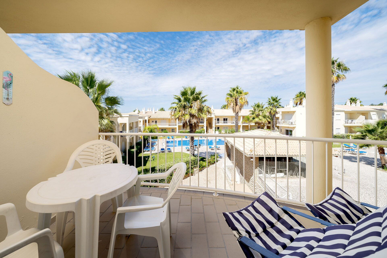 Others 5, Albufeira Palm Tree With Pool by Homing, Albufeira