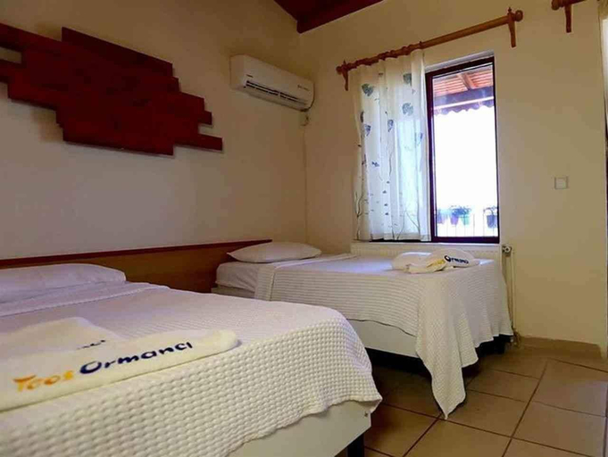 Bedroom 3, Teos Ormanci Tatil Koyu, Seferihisar