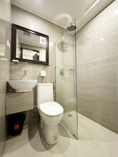 Bathroom 3, NEST FORT BGC, Taguig