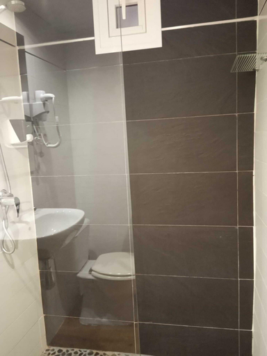 Bathroom 4, Pension Cibeles, Córdoba