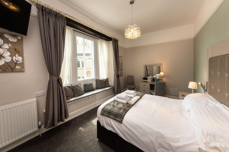 Bedroom 2, The Maypole Inn, North Yorkshire