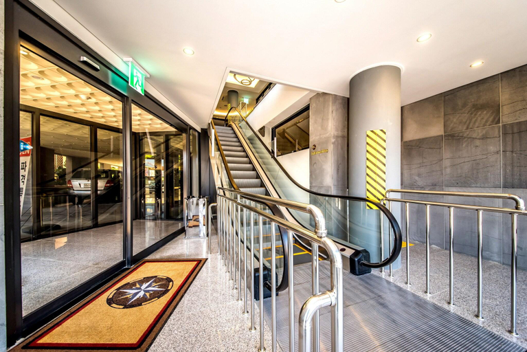 Public Area 2, Bk Hotel Jeju, Seogwipo