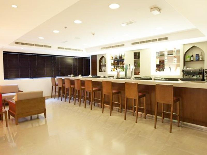 Food & Drinks 5, Holiday Bahrain Hotel, Manama