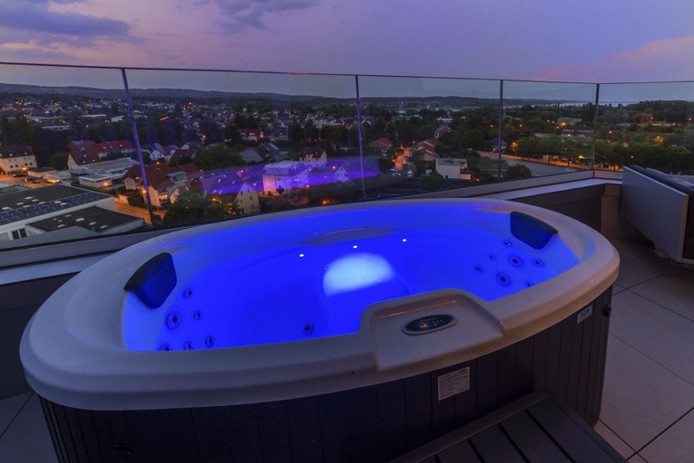 Sport & Beauty, Aquaturm Hotel Plus Energie, Konstanz