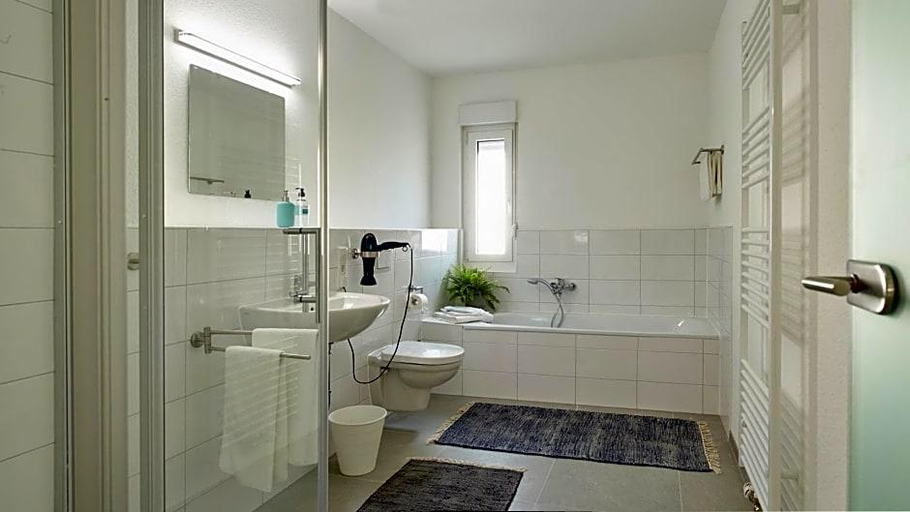 Bathroom 5, ApartW3, Minden-Lübbecke