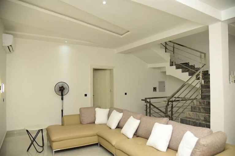 Others 5, Precious Pavilion Apartments, AbujaMun