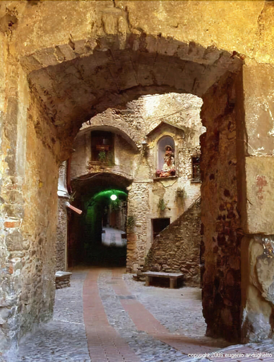 Others 5, Il Libro Verde, Imperia