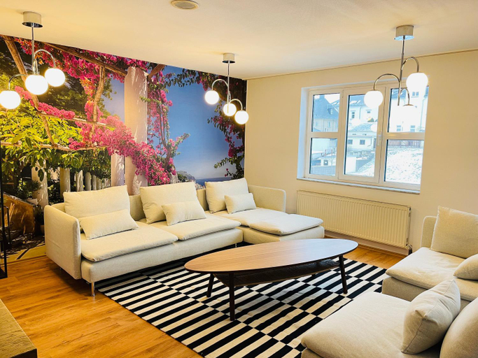 Others 4, MY HOME 4 person apart, Chemnitz