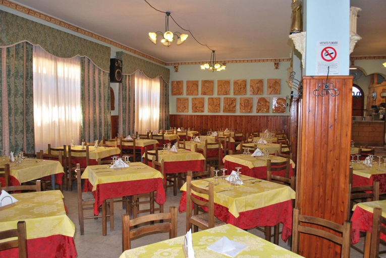 Food & Drinks 4, Athena, Trapani