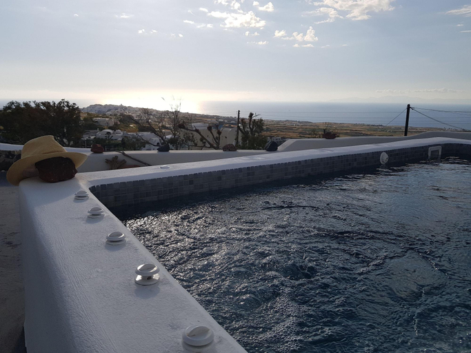 Sport & Beauty 5, Alonistra Oia Houses, South Aegean