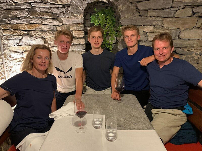 Food & Drinks, Alpine Lodge, Visp