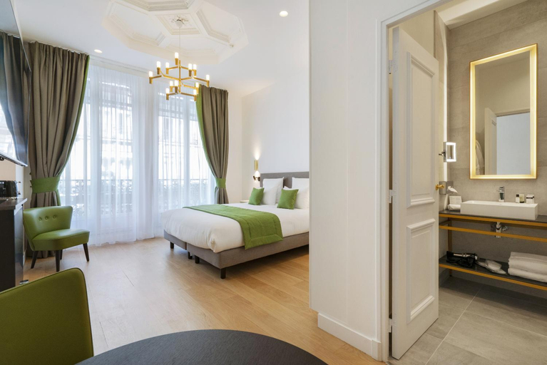 Bedroom, Vestay Montaigne, Paris