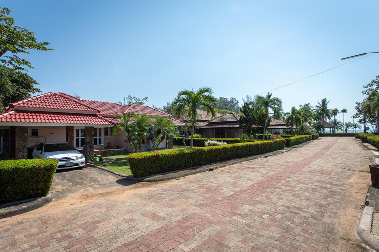 Others 3, F4 Beach house Kitchen BBQ 3 bedrooms Large yard, Klaeng