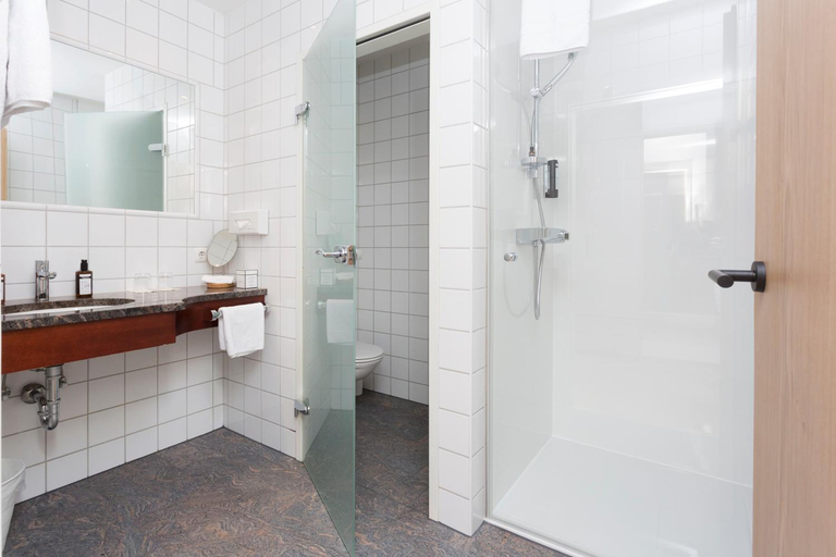 Bathroom 5, Boutique Hotel Aichinger, Vöcklabruck