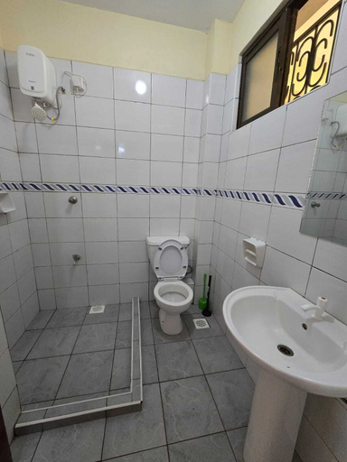 Bathroom, Lux Suites Gish Studios Nyali, Nyali