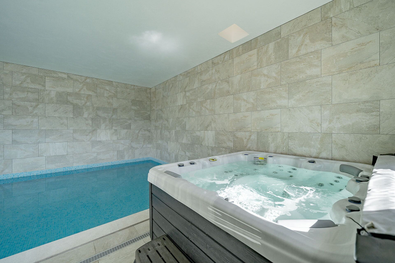 Bathroom 3, Lagos Marina View 1 With Pool by Homing, Lagos